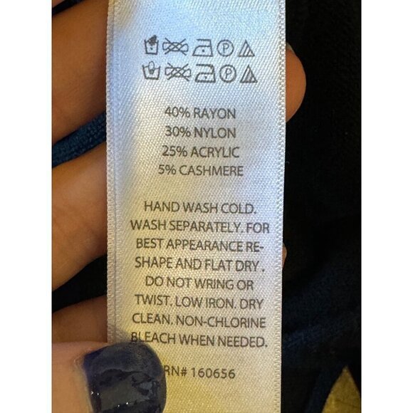 Rachel Zoe Sweater Women Small Black Rayon Cashmere Blend Start Print Pullover - Picture 9 of 9